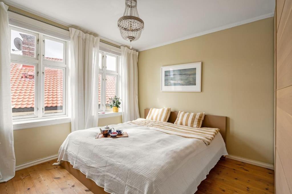 Villa Det Lille Rode Huset Ved Floibanen à Bergen Extérieur photo